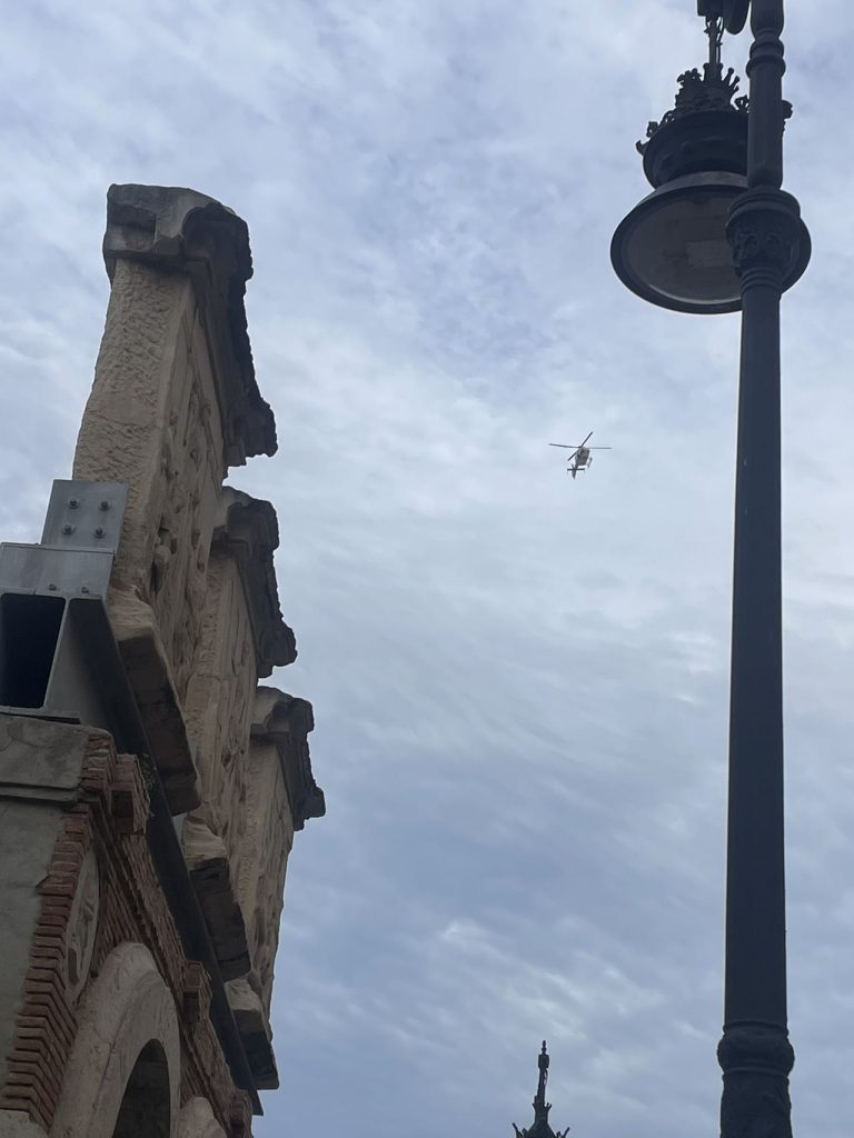 瓦伦西亚熟悉又陌生的街道 / The familiar and unfamiliar streets of Valencia